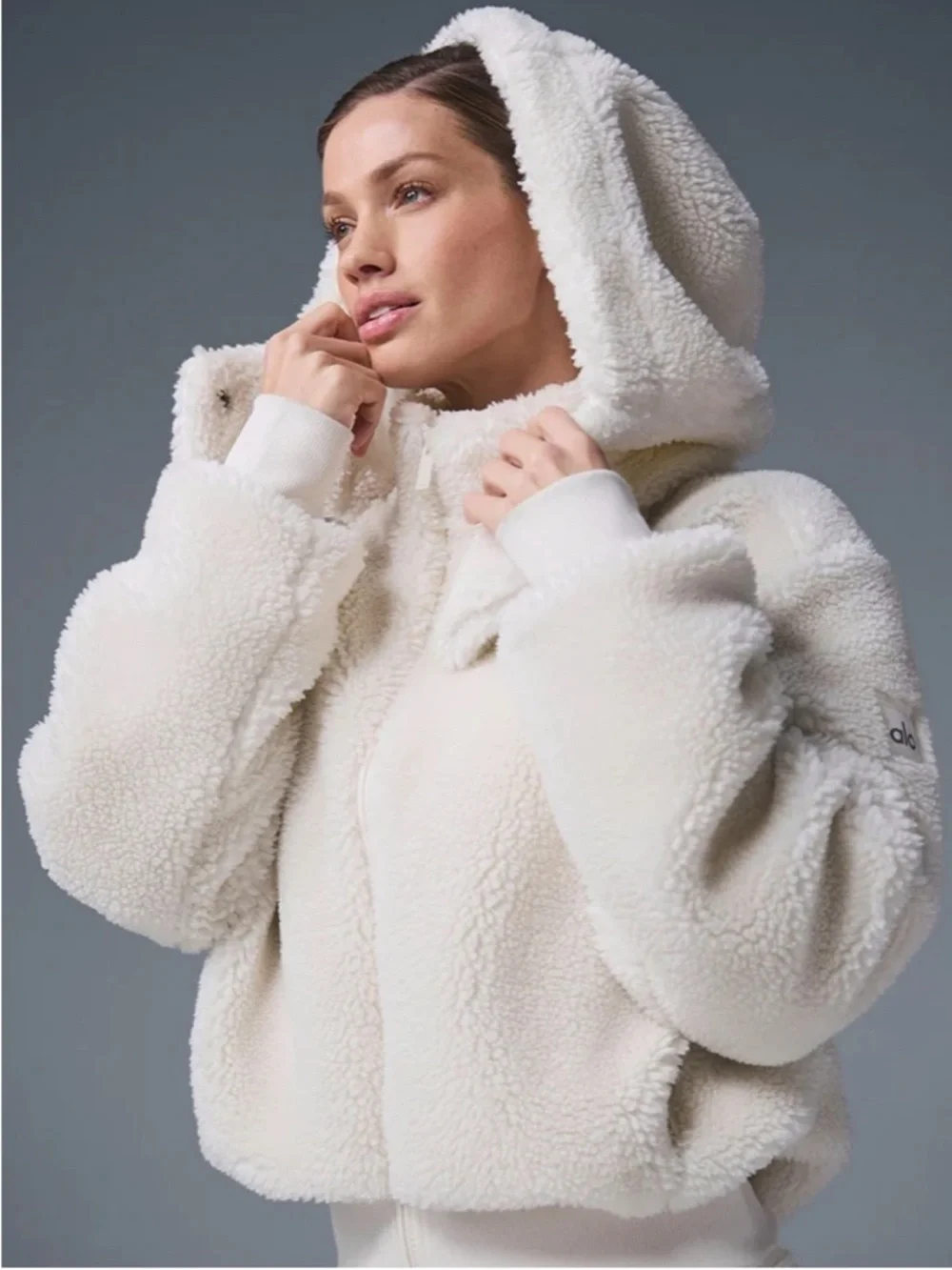 Alo Foxy Sherpa Fleece Hooded Jacket White